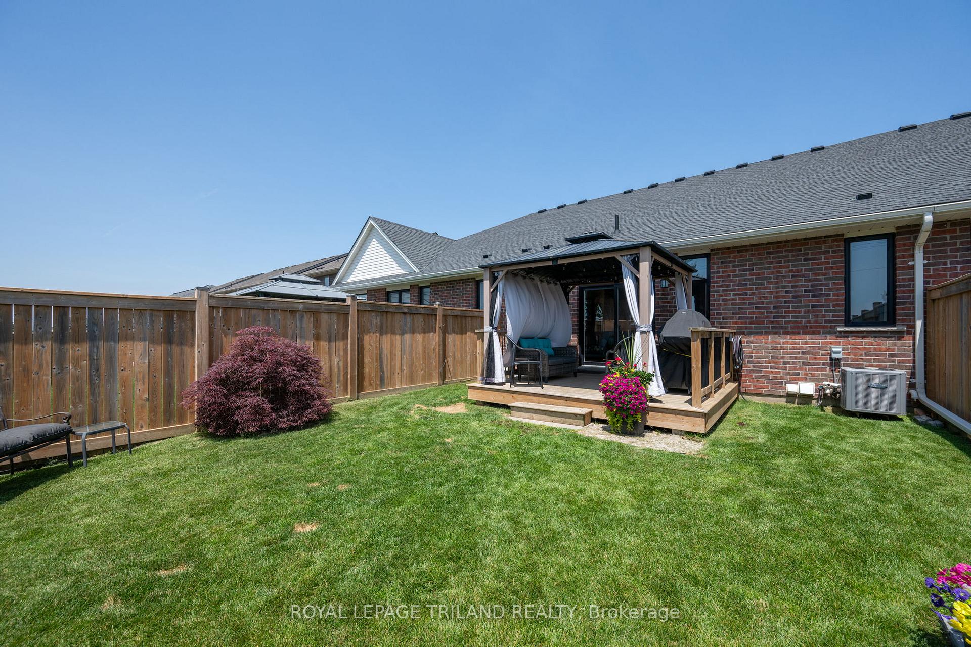 Photo 31 of 32 Charter Creek Court, St. Thomas — HOMEH