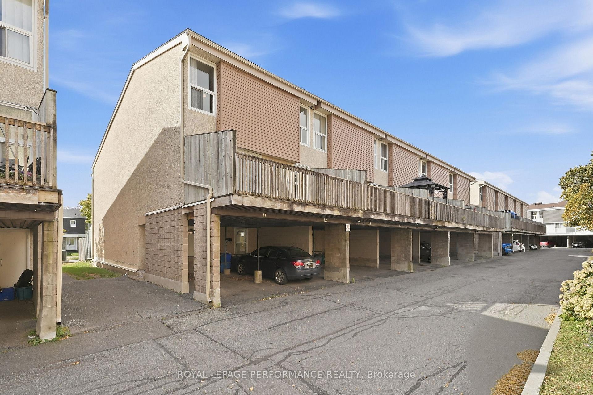 Photo 2 of Unit 11, 3415 Uplands Drive, Ottawa, Hunt Club — HOMEH