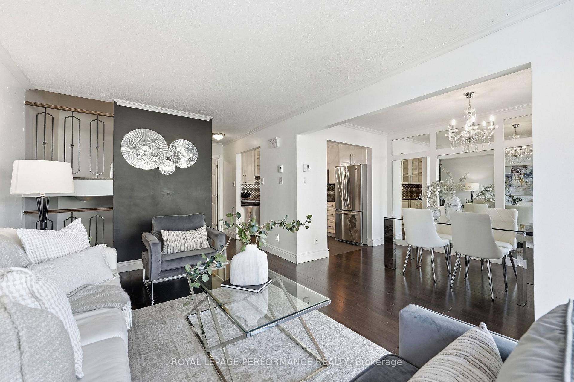 Photo 6 of Unit 11, 3415 Uplands Drive, Ottawa, Hunt Club — HOMEH