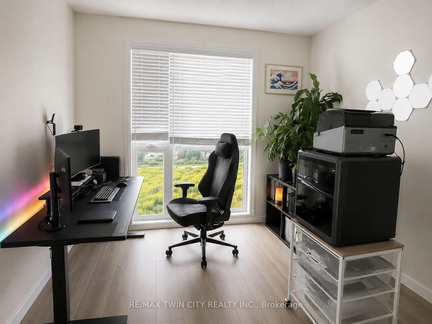 Photo 13 of Unit 30, 142 Foamflower Place, Waterloo, Columbia Forest/Clair Hills — HOMEH