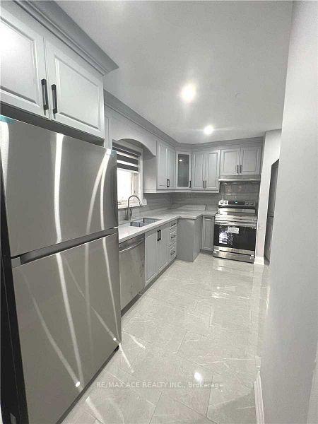 Photo 6 of 25 Courton Drive, Scarborough, Wexford-Maryvale — HOMEH