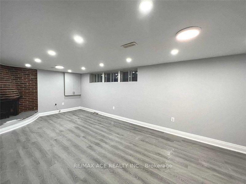 Photo 14 of 25 Courton Drive, Scarborough, Wexford-Maryvale — HOMEH