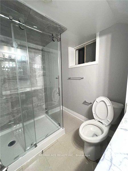 Photo 17 of 25 Courton Drive, Scarborough, Wexford-Maryvale — HOMEH