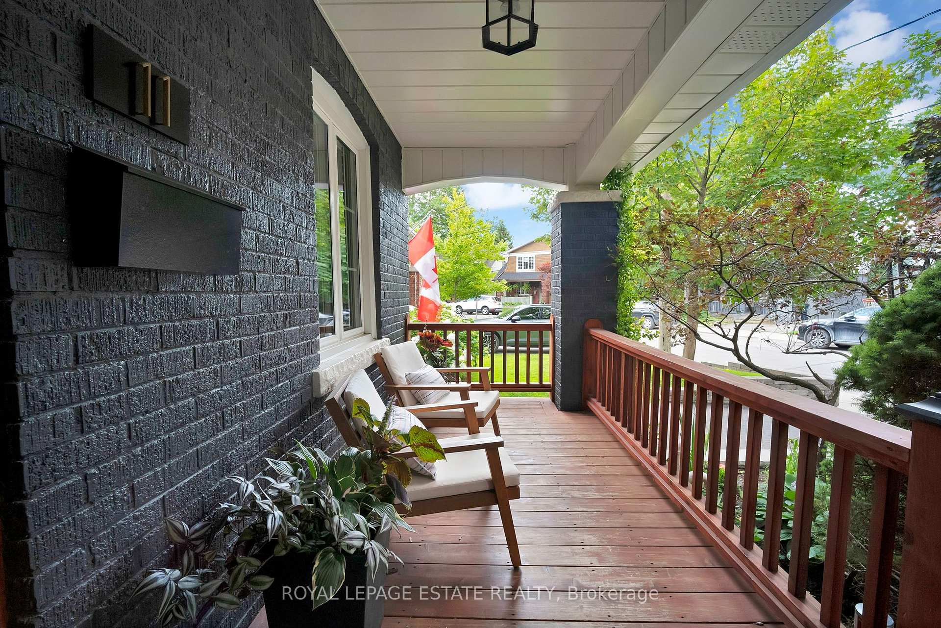 Photo 4 of 11 Hemlock Avenue, Toronto, Woodbine Corridor — HOMEH