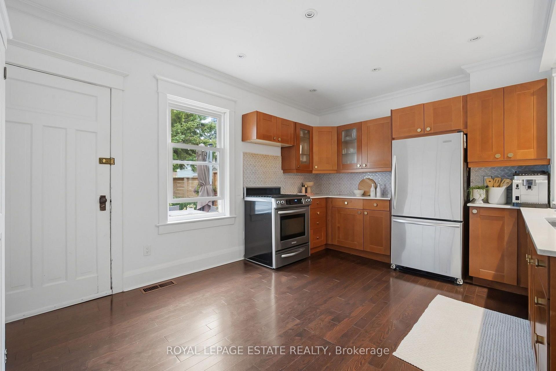 Photo 19 of 11 Hemlock Avenue, Toronto, Woodbine Corridor — HOMEH