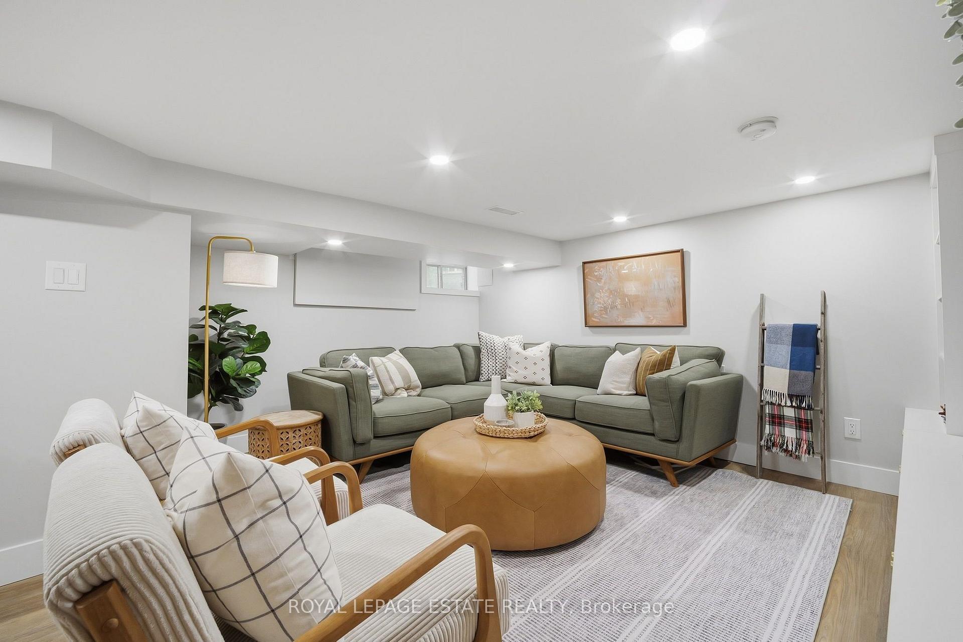 Photo 34 of 11 Hemlock Avenue, Toronto, Woodbine Corridor — HOMEH