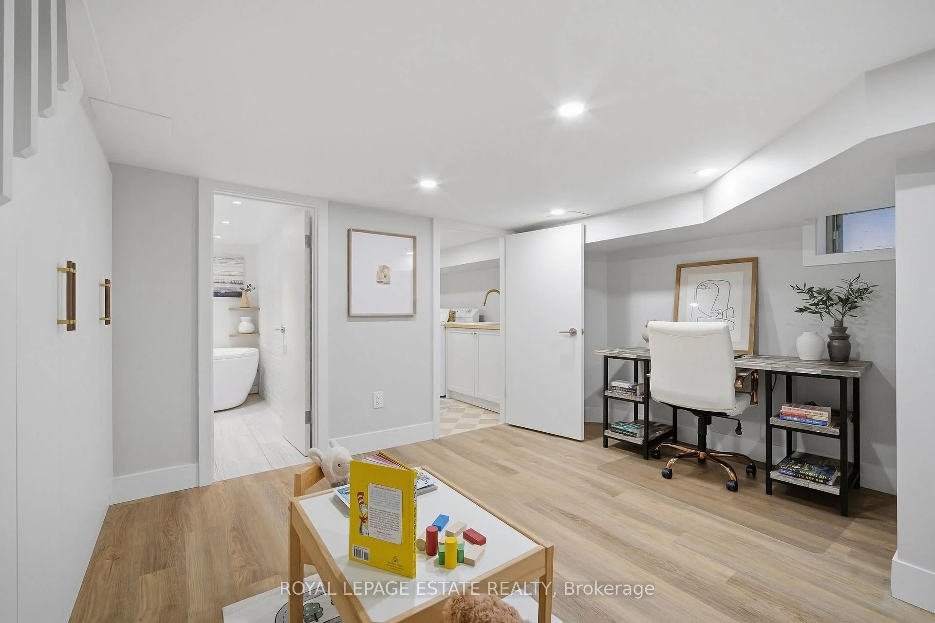 Photo 42 of 11 Hemlock Avenue, Toronto, Woodbine Corridor — HOMEH