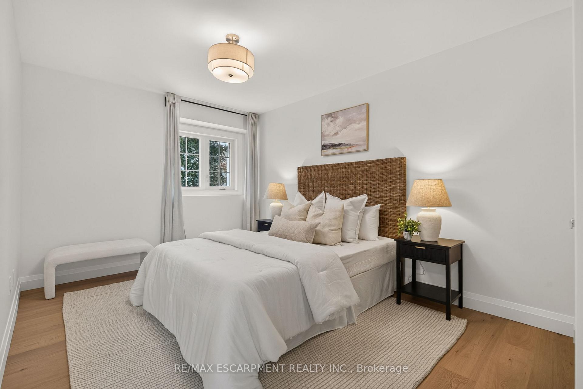 Photo 28 of Unit 1, 3333 New Street, Burlington, Roseland — HOMEH