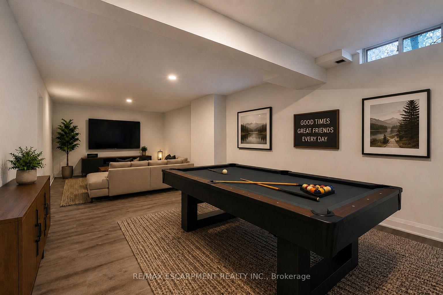 Photo 35 of Unit 1, 3333 New Street, Burlington, Roseland — HOMEH