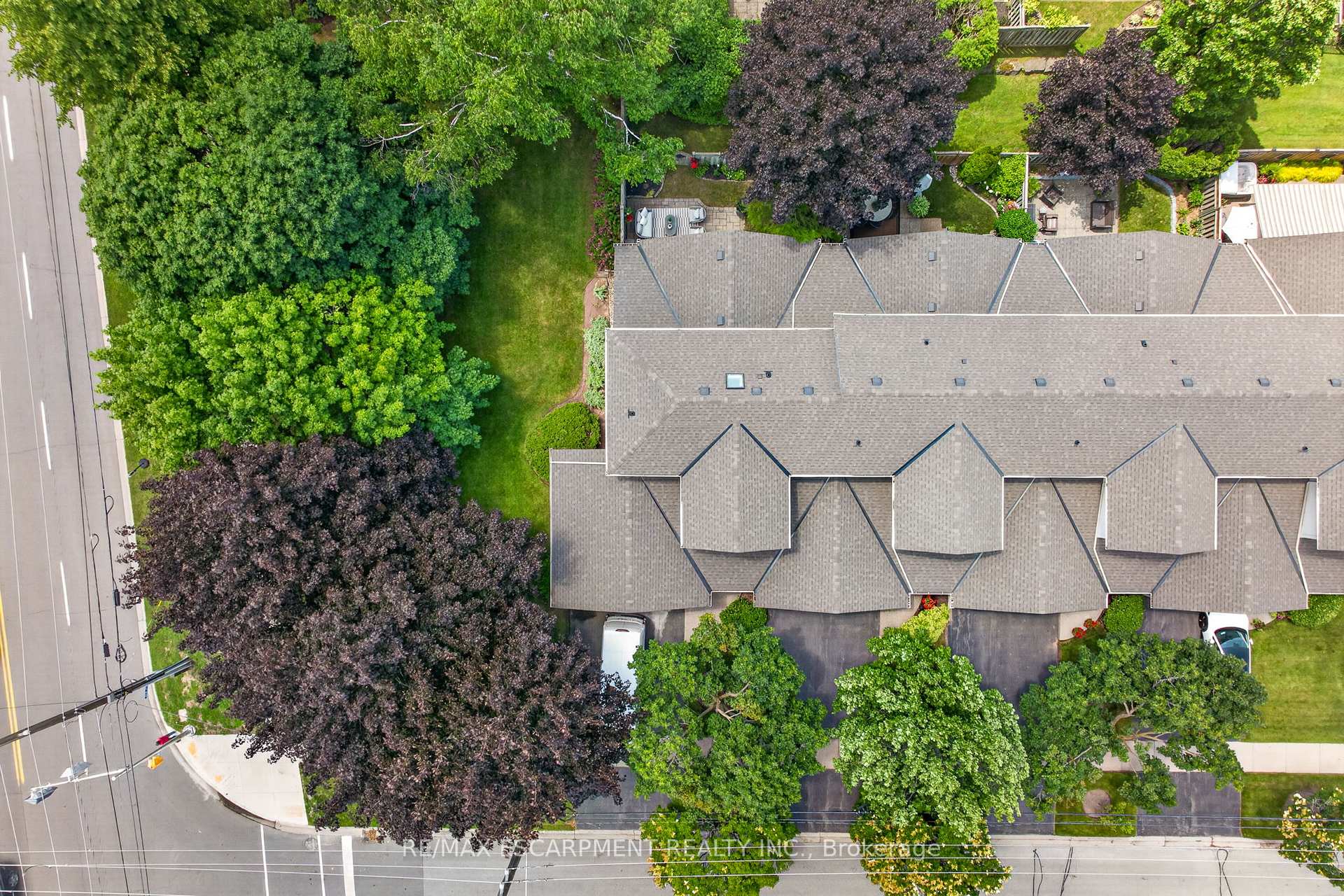 Photo 42 of Unit 1, 3333 New Street, Burlington, Roseland — HOMEH