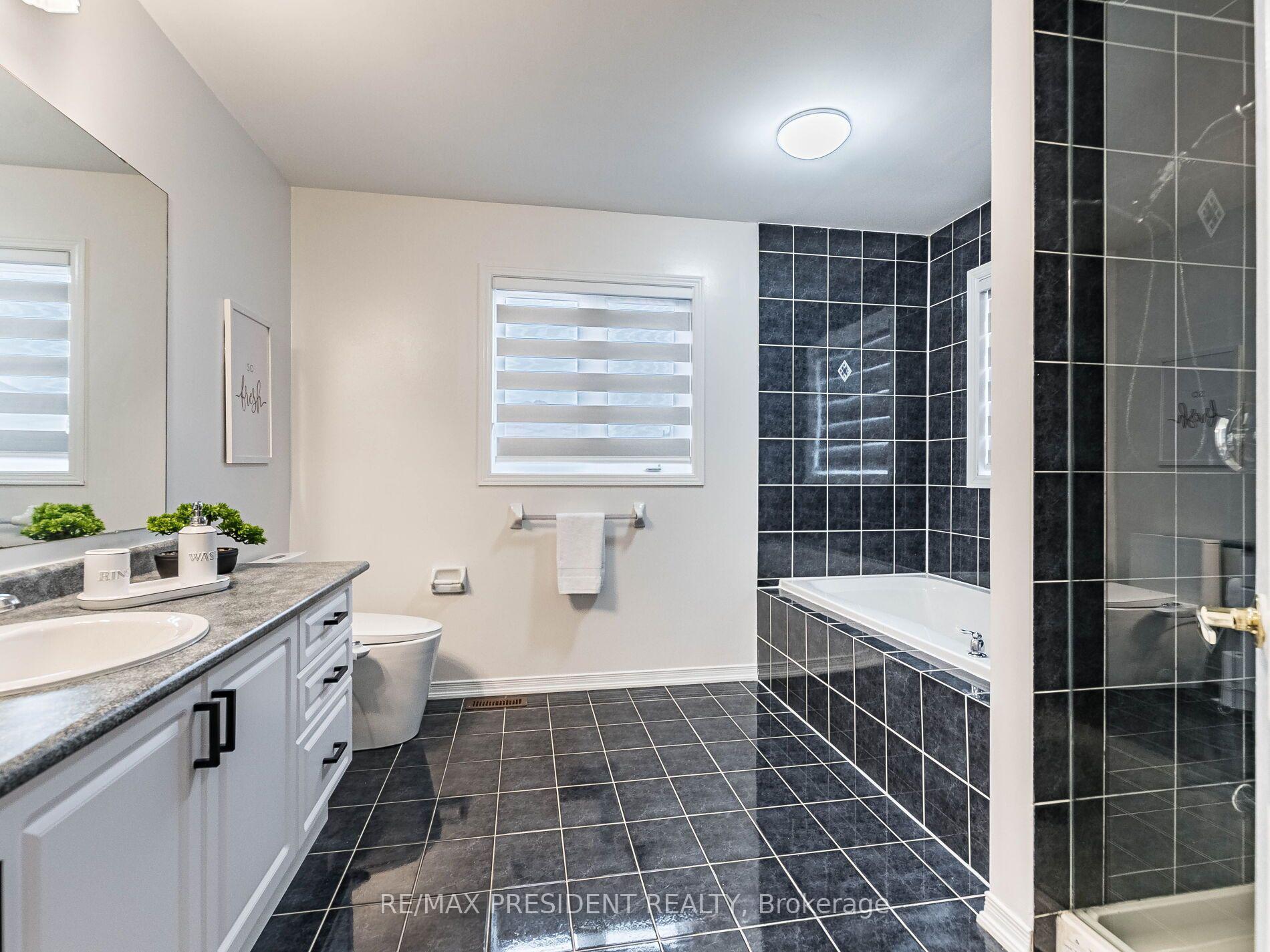 Photo 14 of 8 River Heights Drive, Brampton, Bram East — HOMEH