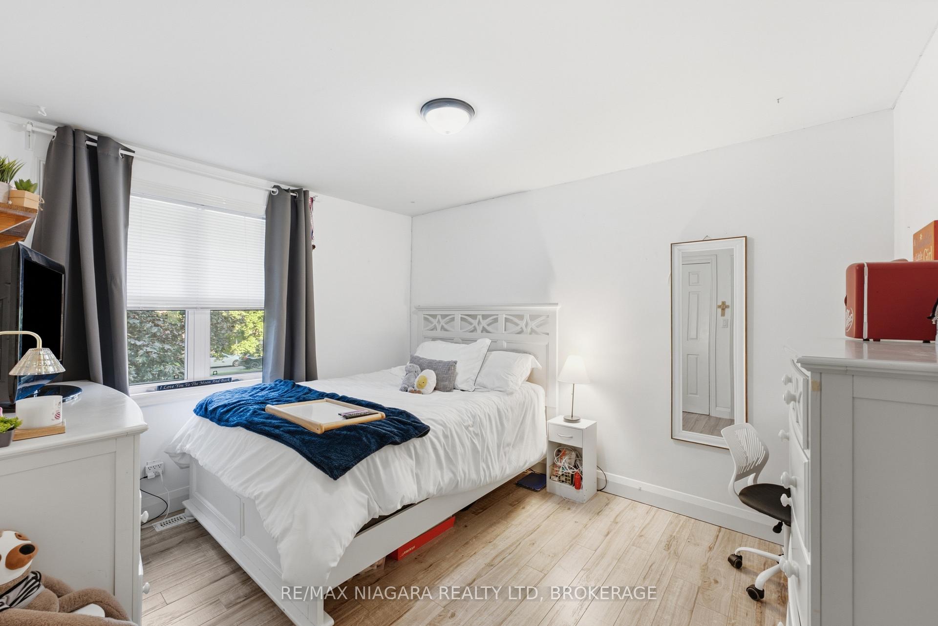 Photo 24 of 9 Beechnut Court, Pelham, Fonthill — HOMEH