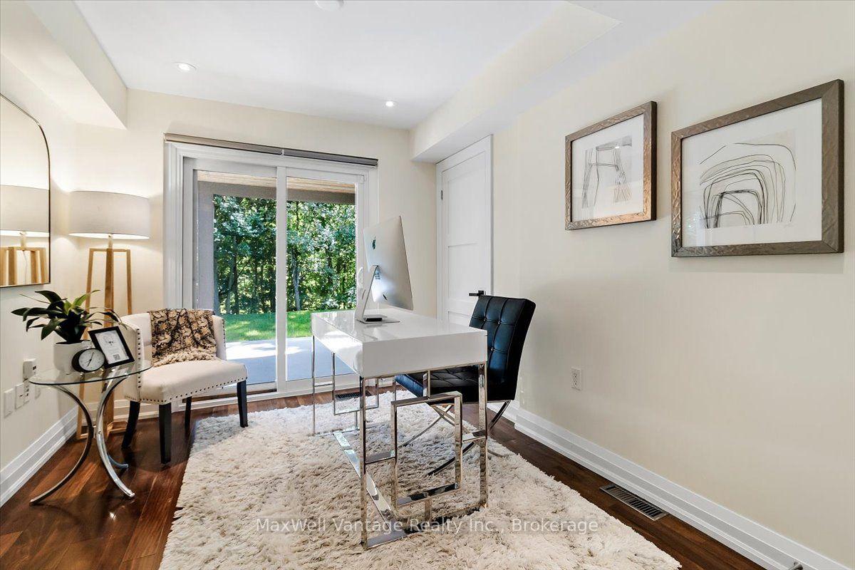 Photo 13 of 26 Crossburn Drive, North York, Banbury-Don Mills — HOMEH
