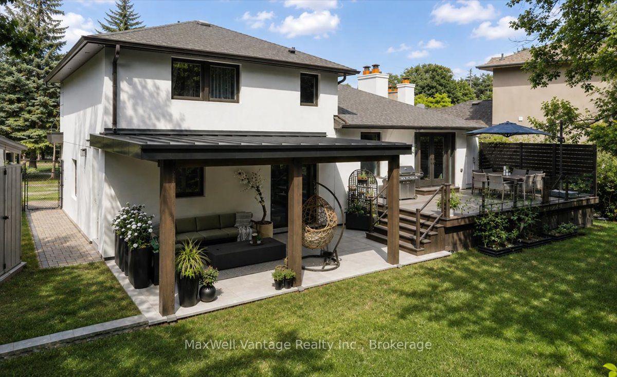 Photo 33 of 26 Crossburn Drive, North York, Banbury-Don Mills — HOMEH