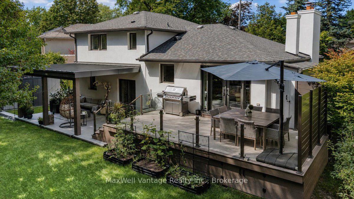 Photo 34 of 26 Crossburn Drive, North York, Banbury-Don Mills — HOMEH