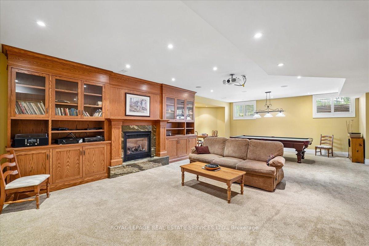 Photo 33 of 1726 The Pines, Mississauga, Clarkson — HOMEH