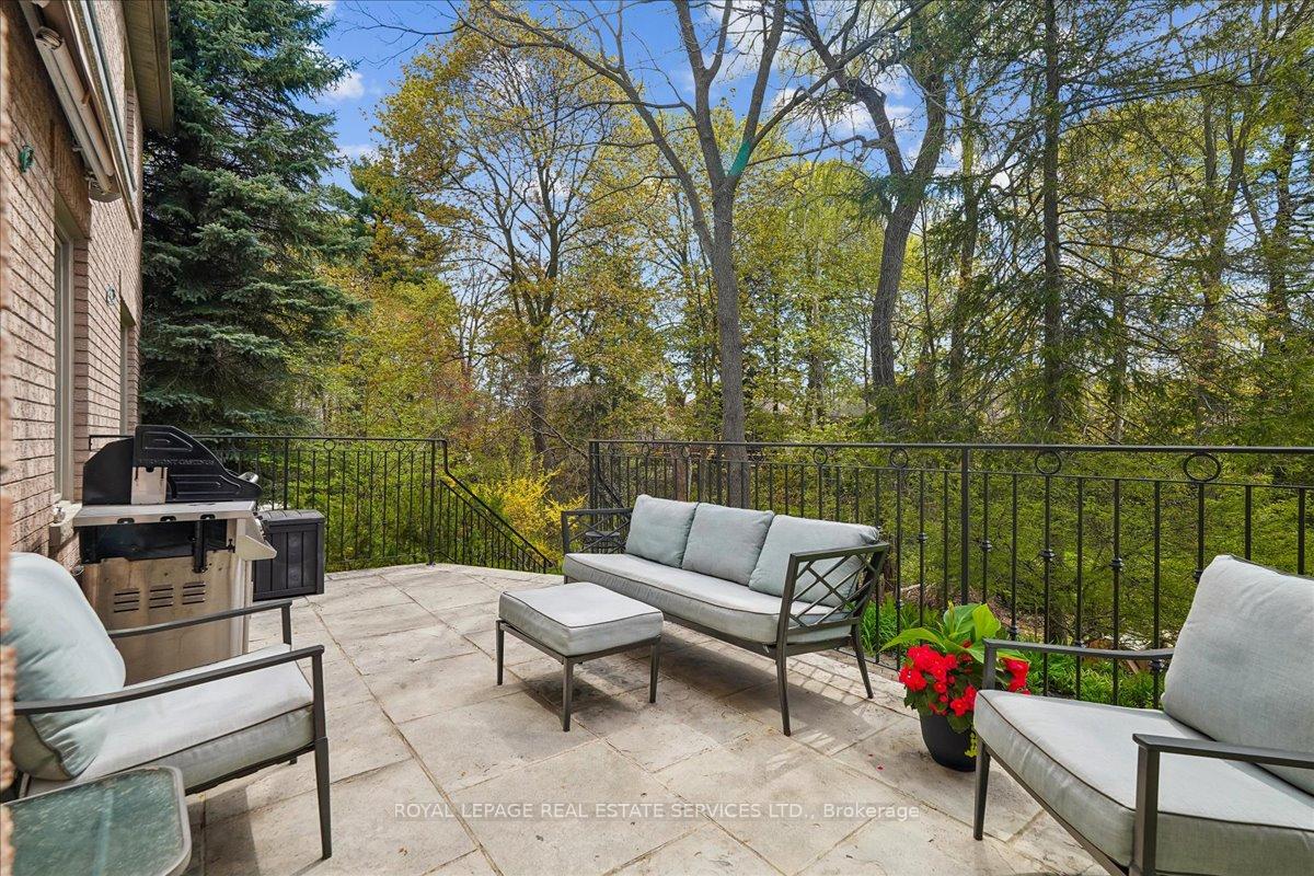 Photo 41 of 1726 The Pines, Mississauga, Clarkson — HOMEH