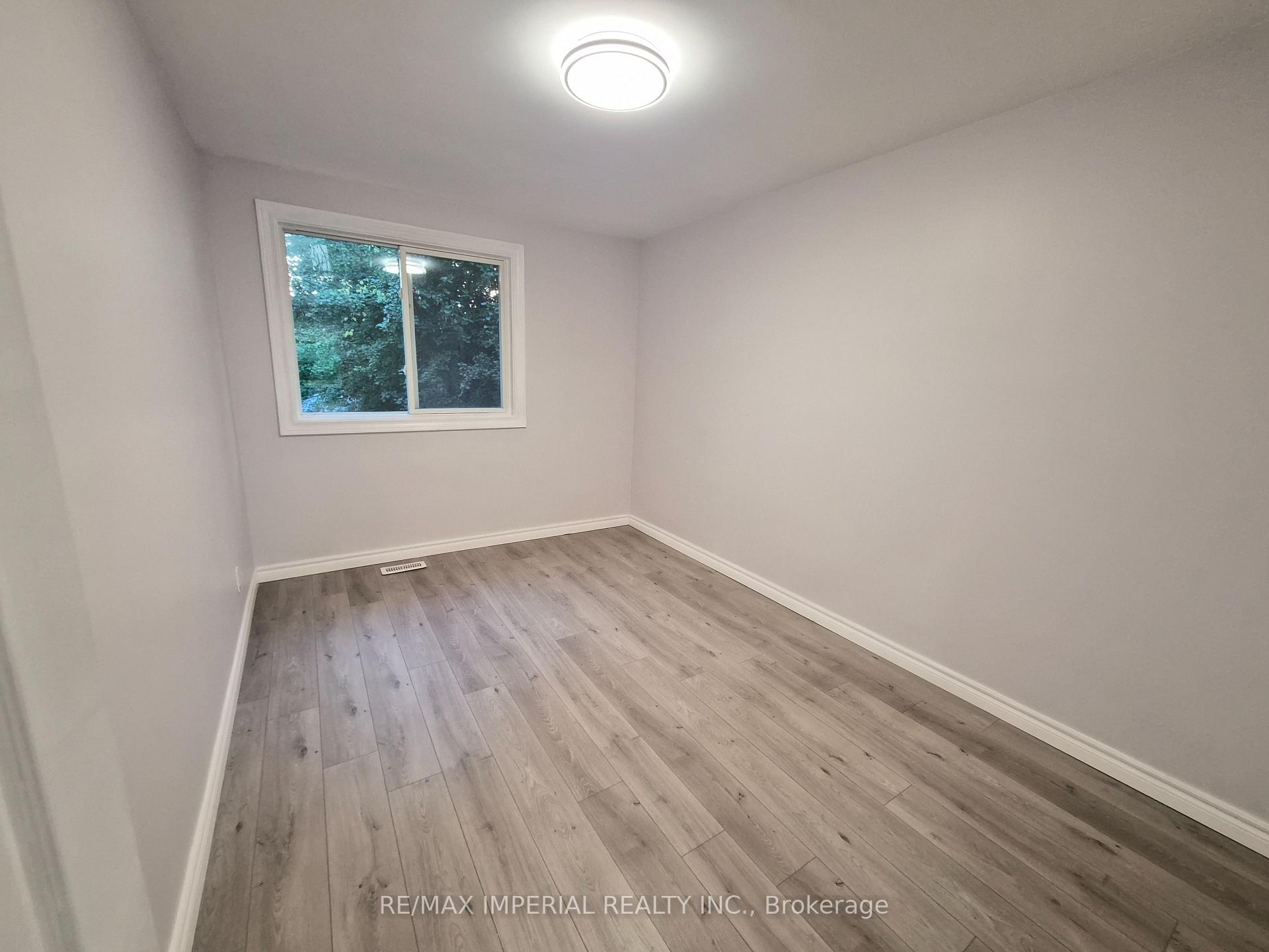 Photo 10 of 262 Mcconvey Drive, Richmond Hill, Crosby — HOMEH