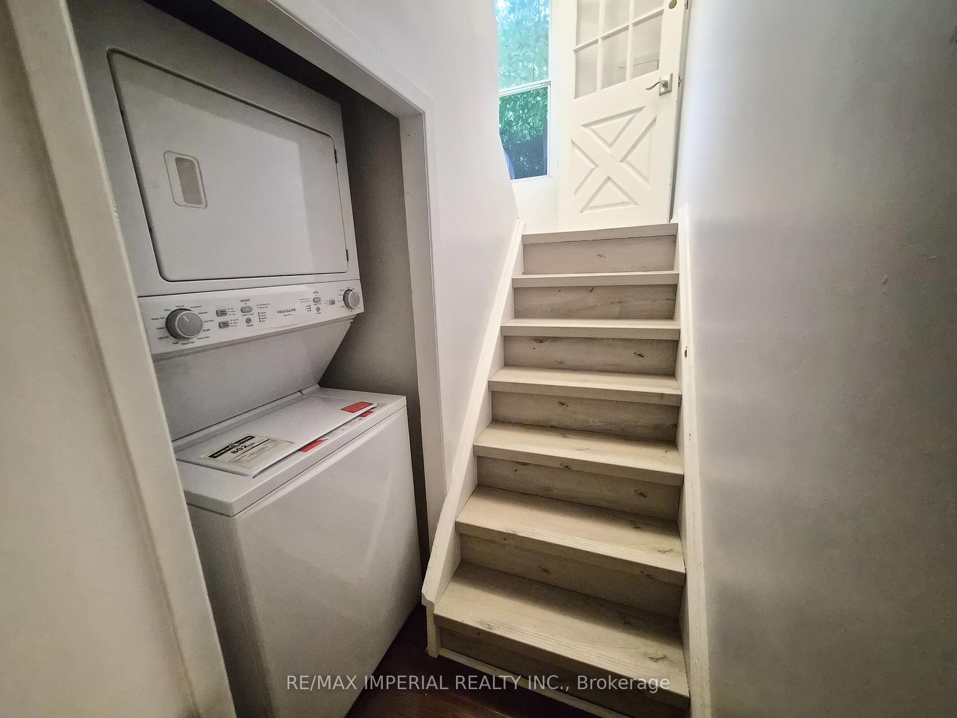 Photo 15 of 262 Mcconvey Drive, Richmond Hill, Crosby — HOMEH