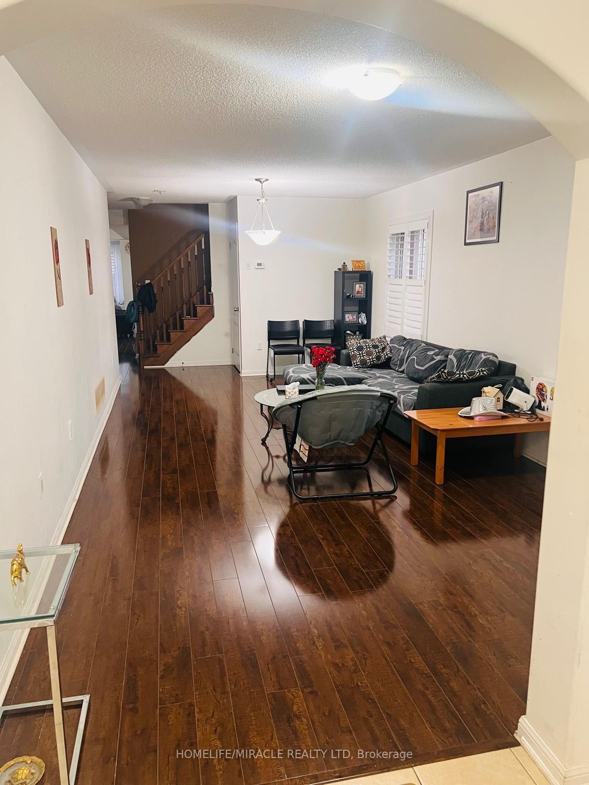 Photo 4 of Unit Upper Main, 17 Agricola Road, Brampton, Northwest Brampton — HOMEH