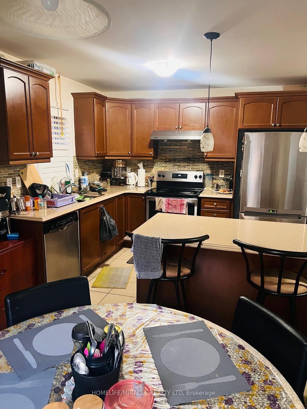Photo 5 of Unit Upper Main, 17 Agricola Road, Brampton, Northwest Brampton — HOMEH