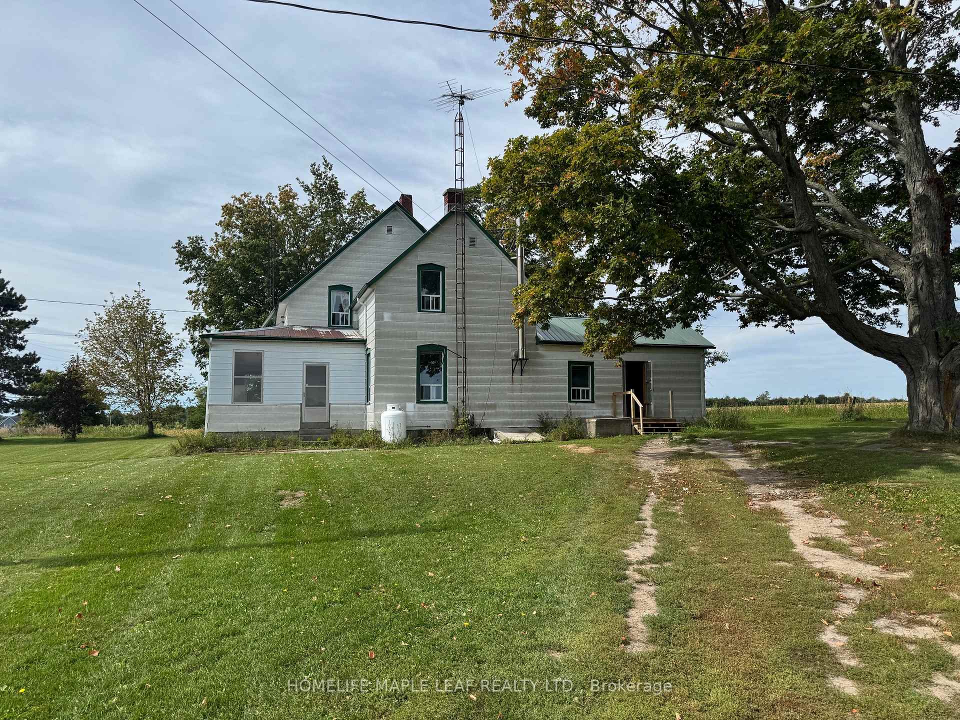 Photo of 19244 Loyalist Parkway