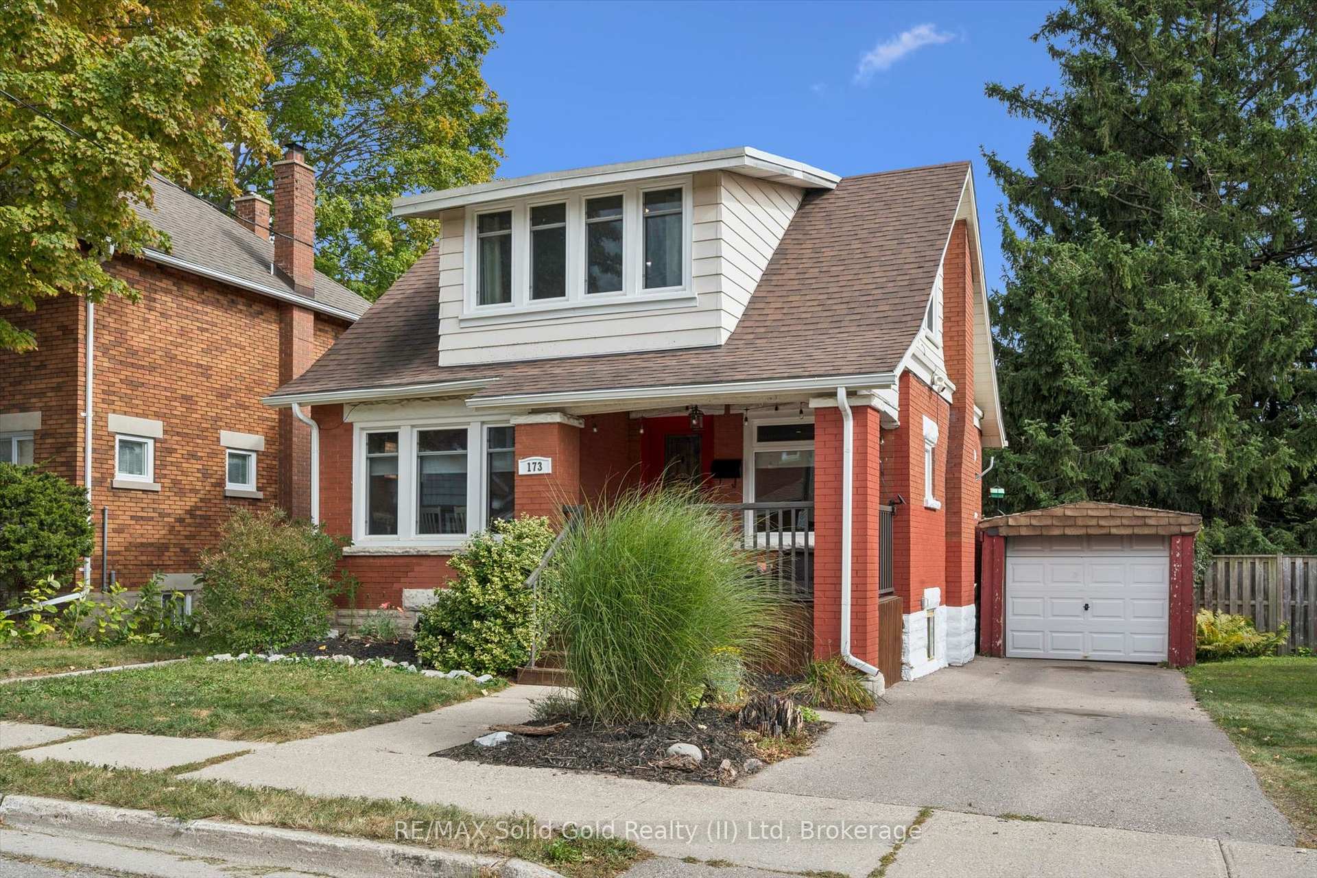 Photo 3 of 173 Cedar Street S, Kitchener, Cedar Hill — HOMEH