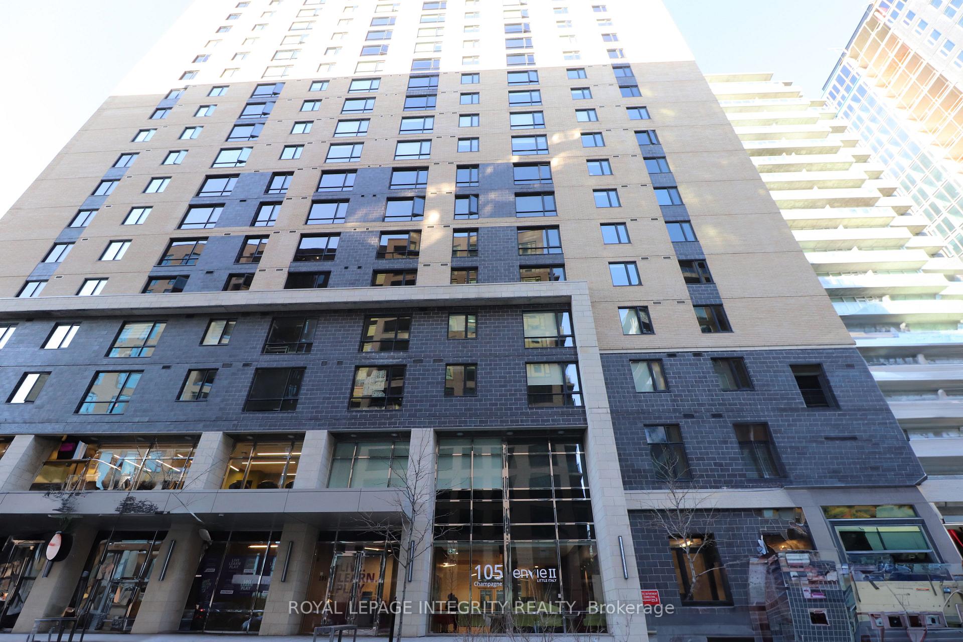 Photo of Unit 2815, 105 Champagne Avenue