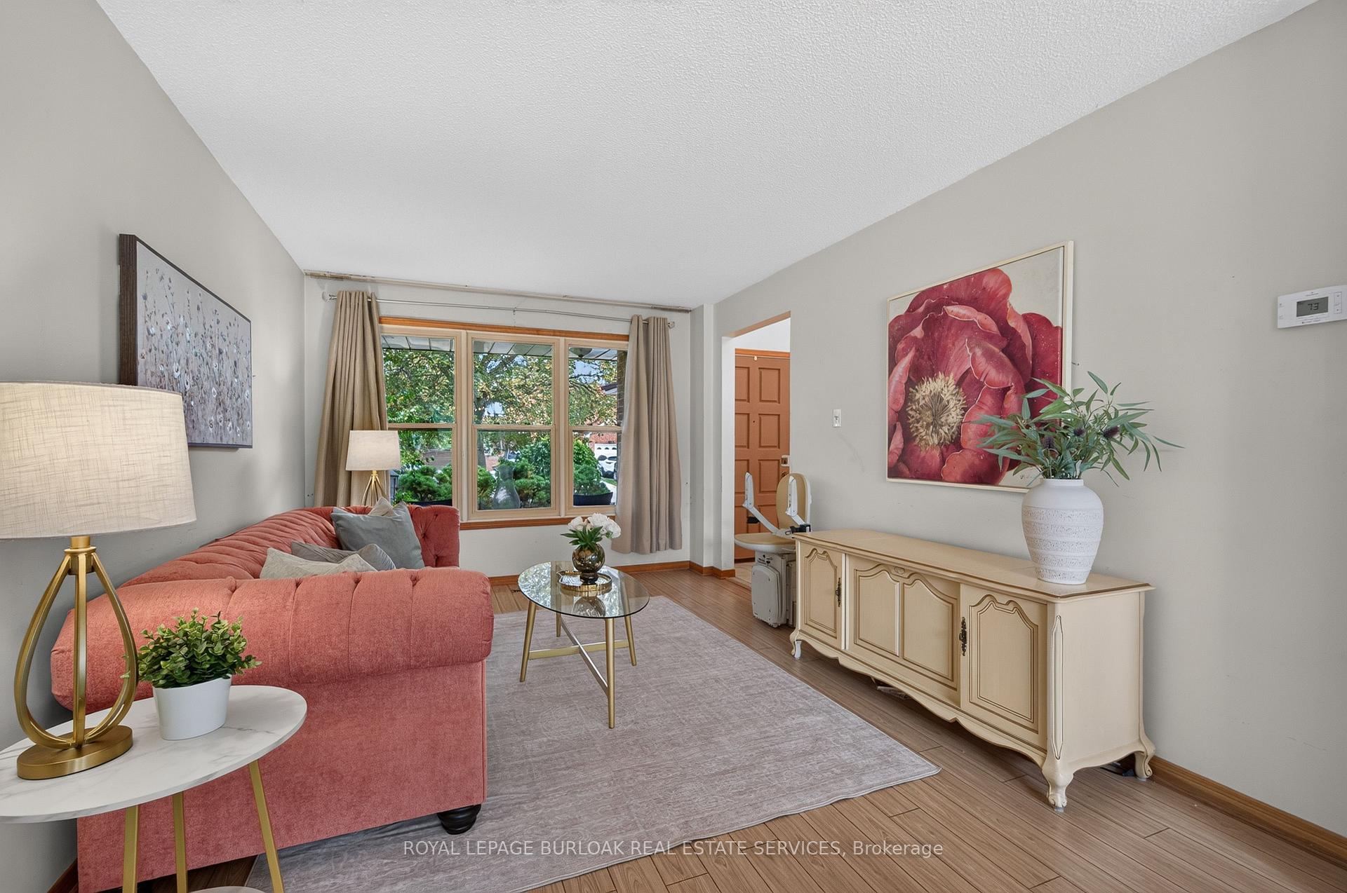 Photo 9 of 888 Messenger Meadow Drive, Mississauga, Creditview — HOMEH