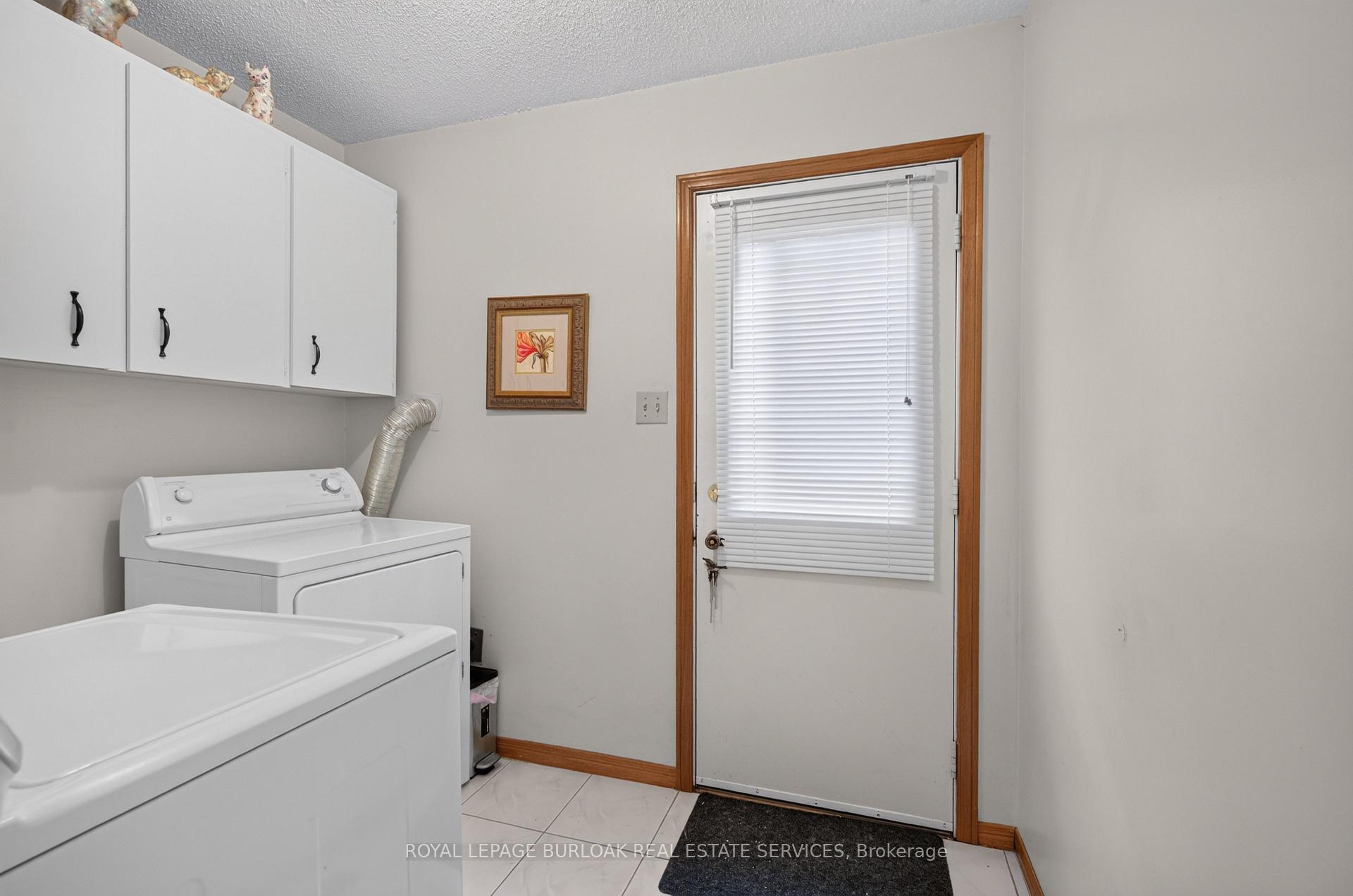 Photo 22 of 888 Messenger Meadow Drive, Mississauga, Creditview — HOMEH