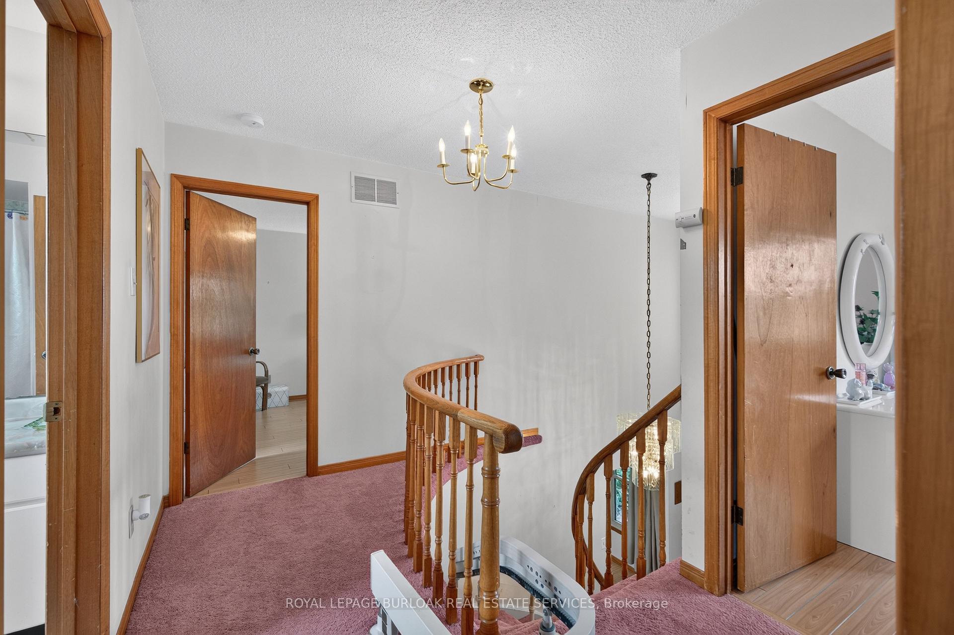 Photo 24 of 888 Messenger Meadow Drive, Mississauga, Creditview — HOMEH