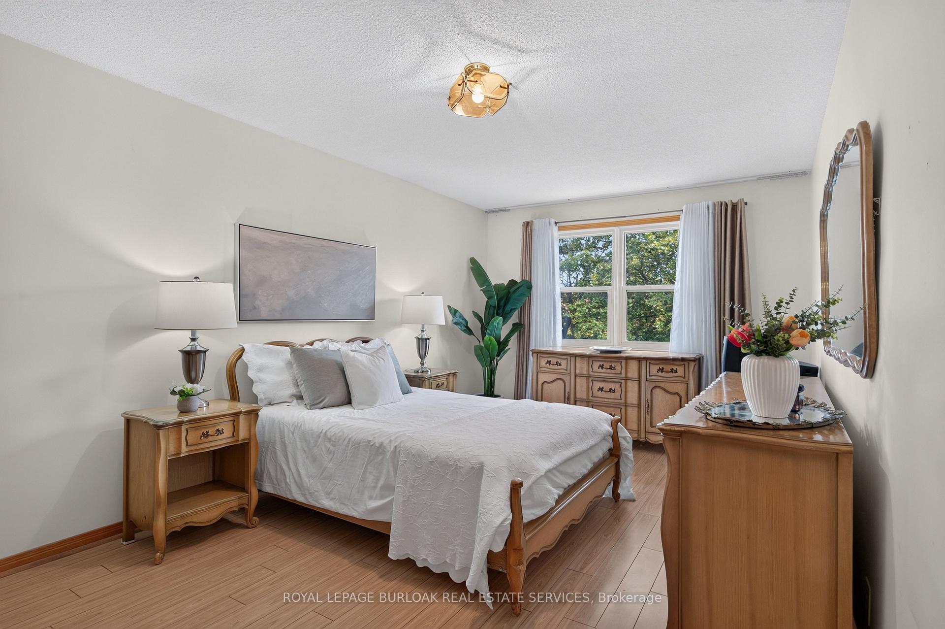 Photo 25 of 888 Messenger Meadow Drive, Mississauga, Creditview — HOMEH