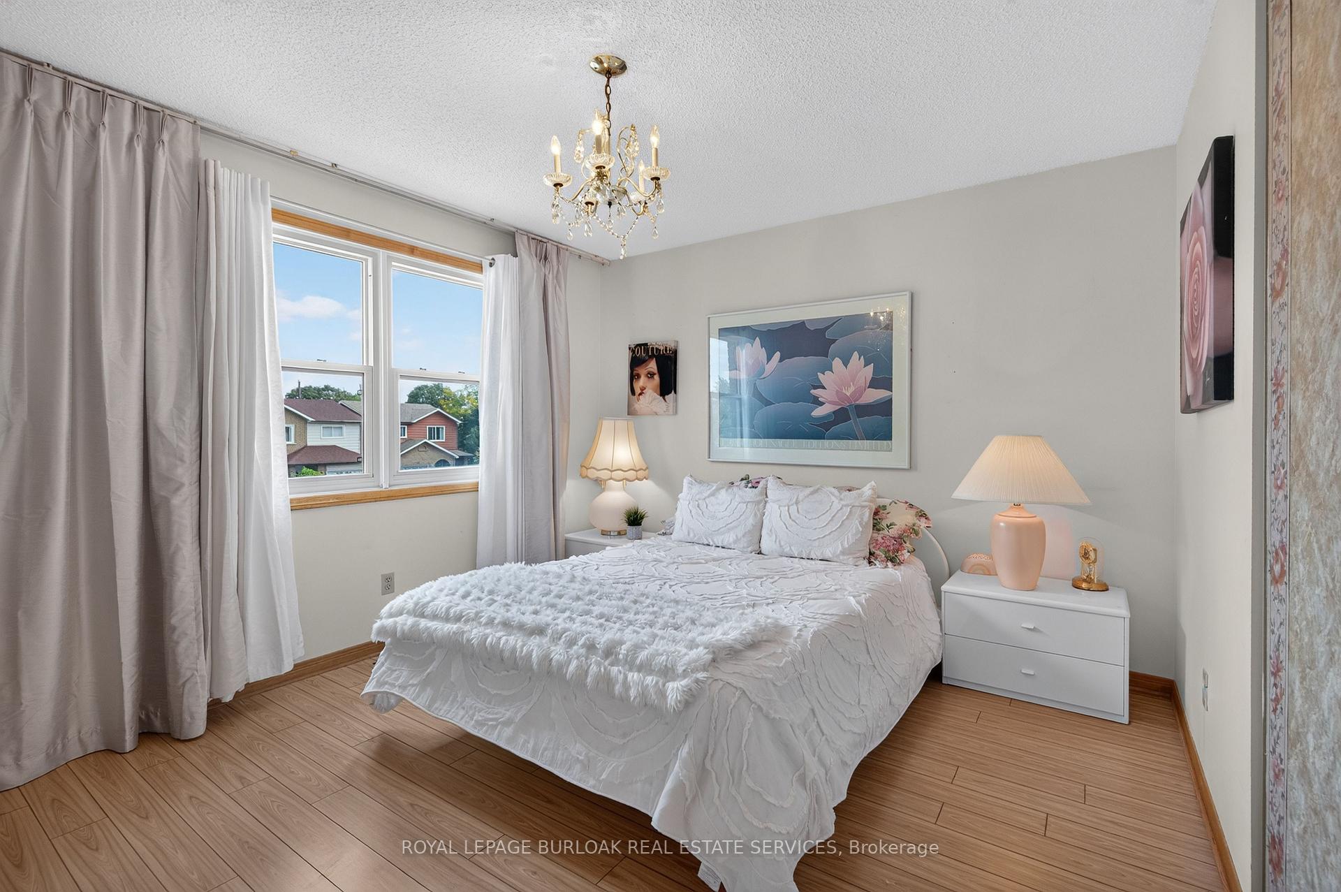Photo 30 of 888 Messenger Meadow Drive, Mississauga, Creditview — HOMEH