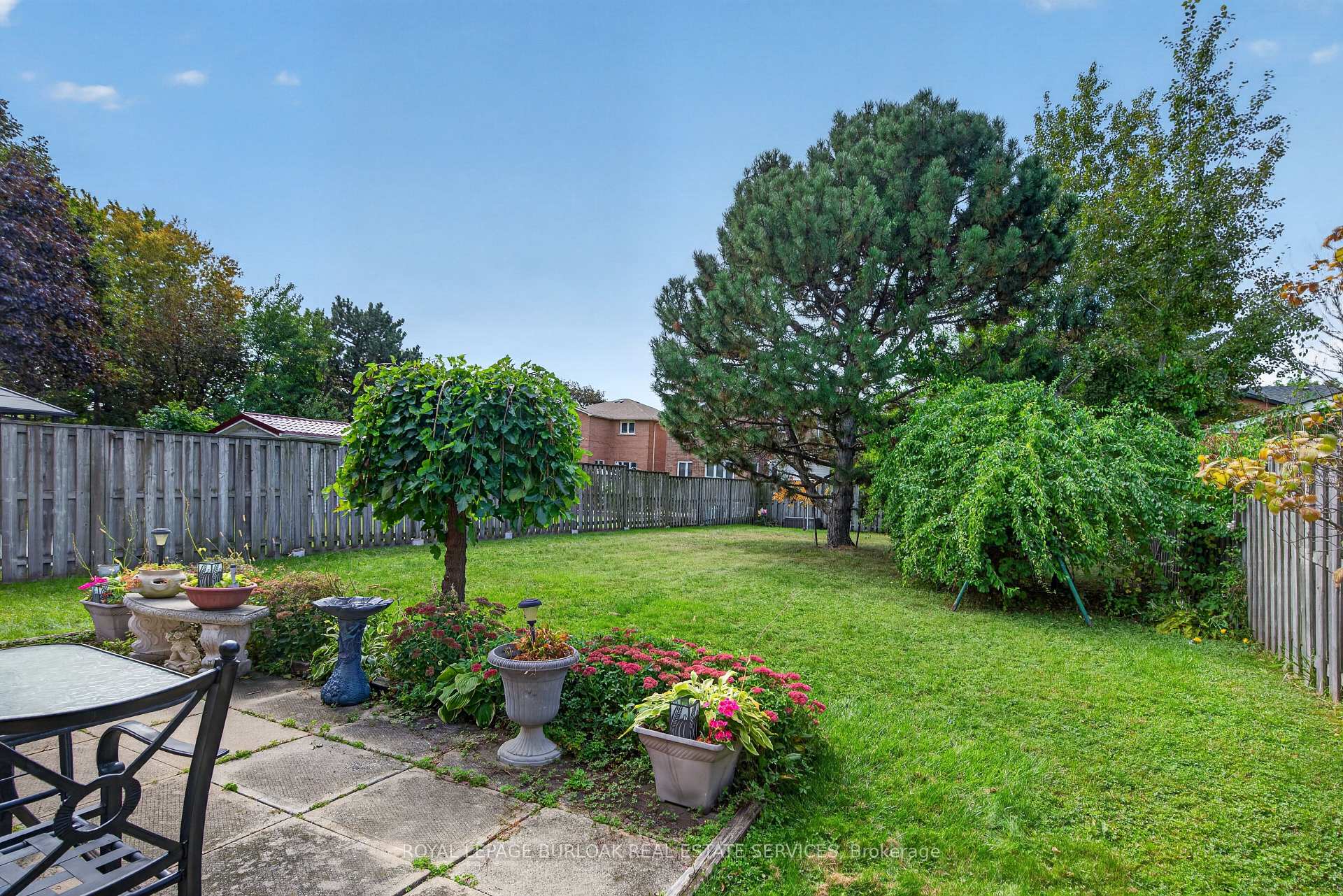 Photo 35 of 888 Messenger Meadow Drive, Mississauga, Creditview — HOMEH