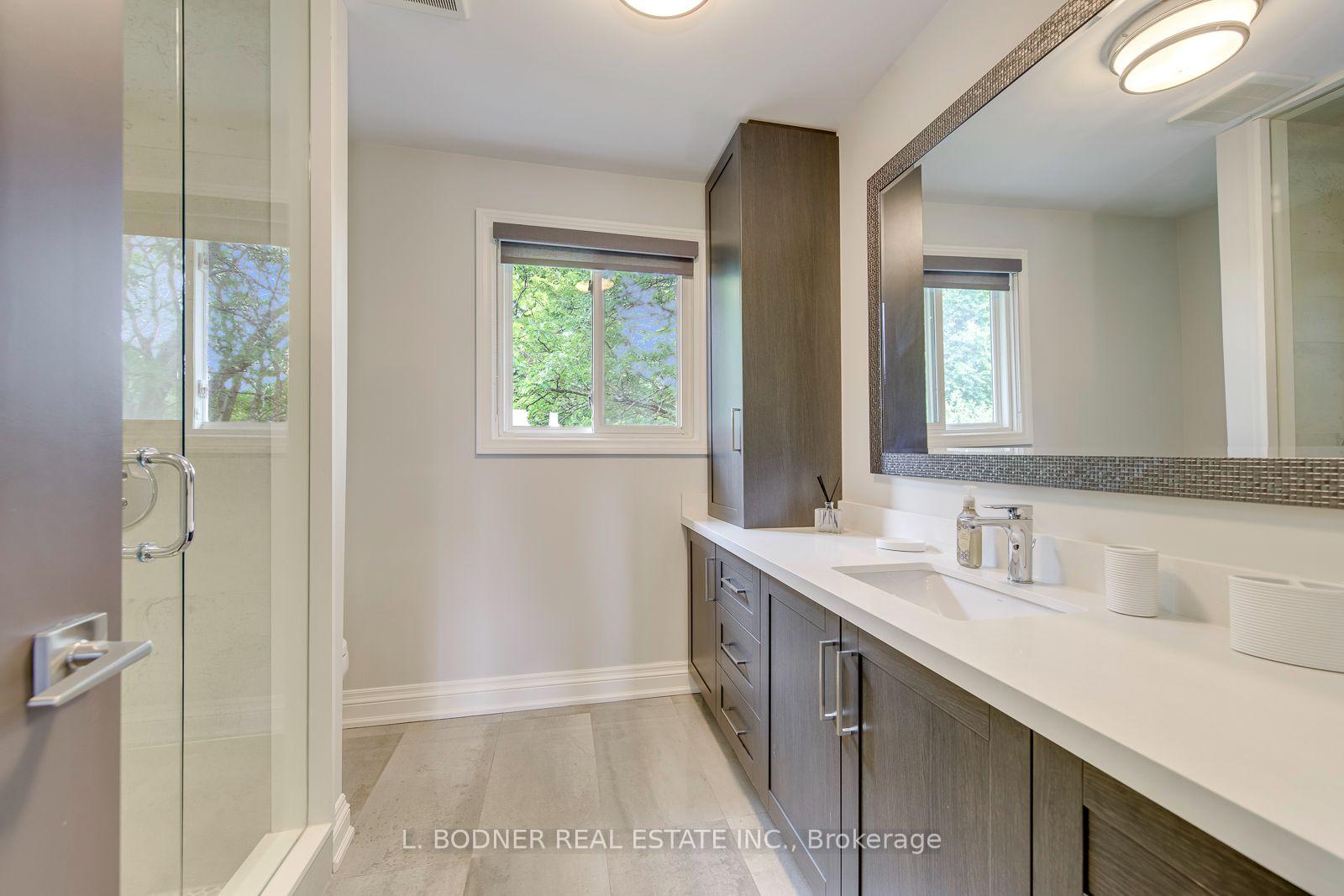 Photo 19 of 79 Marco Crescent, Vaughan, East Woodbridge — HOMEH