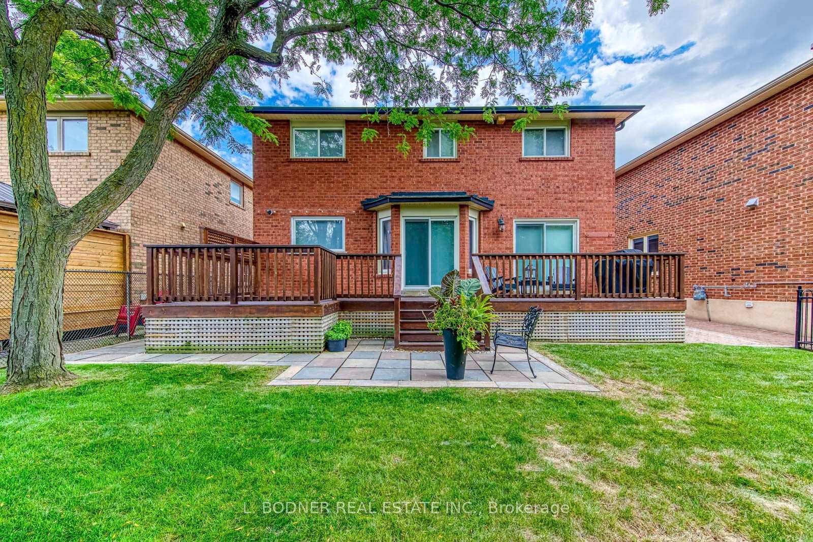 Photo 24 of 79 Marco Crescent, Vaughan, East Woodbridge — HOMEH