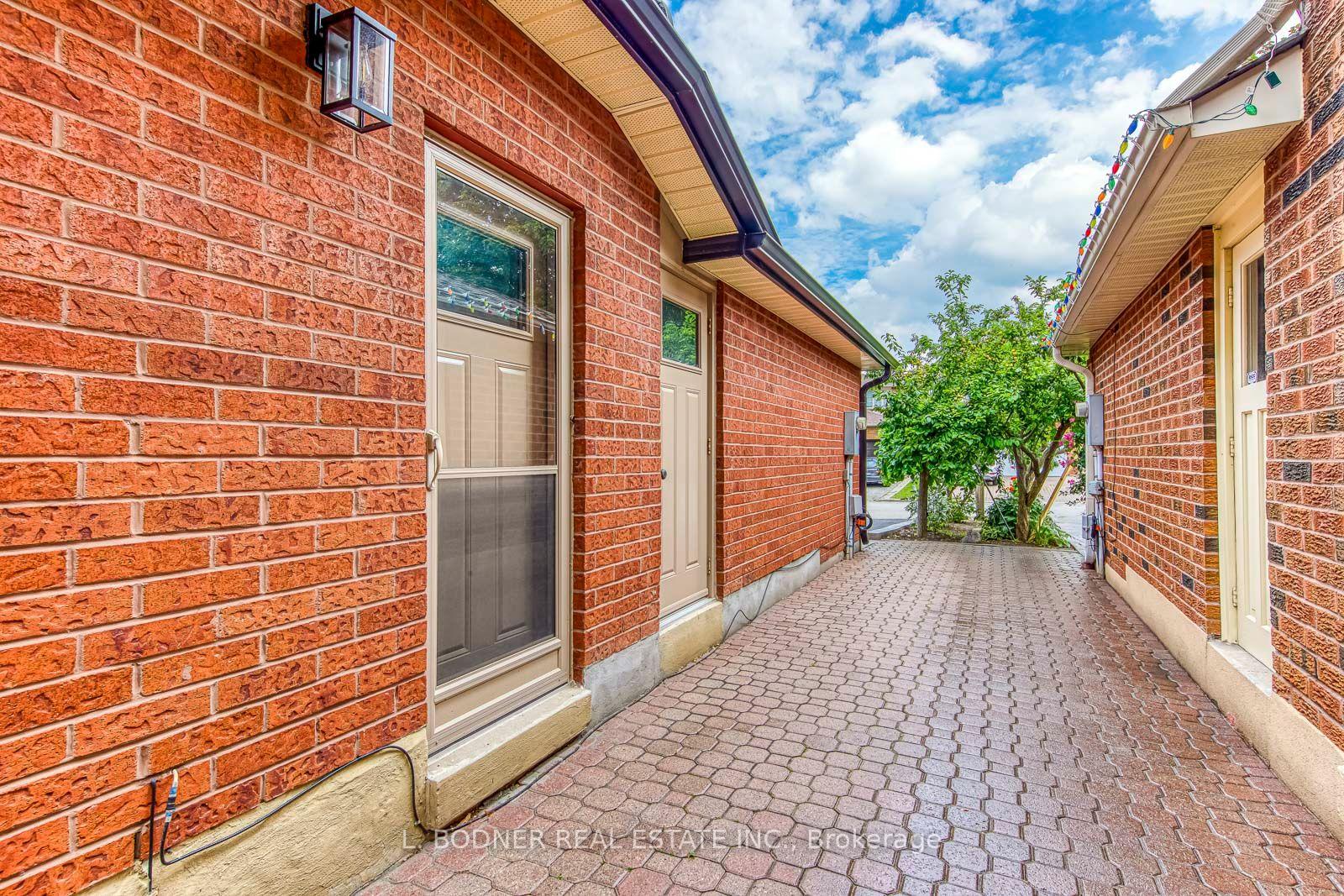 Photo 28 of 79 Marco Crescent, Vaughan, East Woodbridge — HOMEH