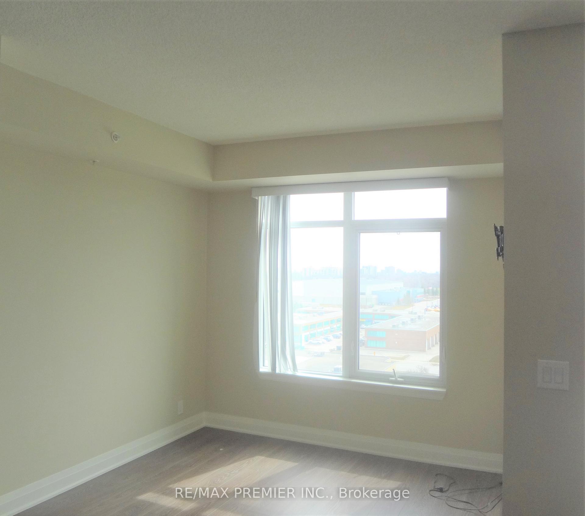 Photo 3 of Unit 816, 24 Woodstream Boulevard, Vaughan, Vaughan Grove — HOMEH