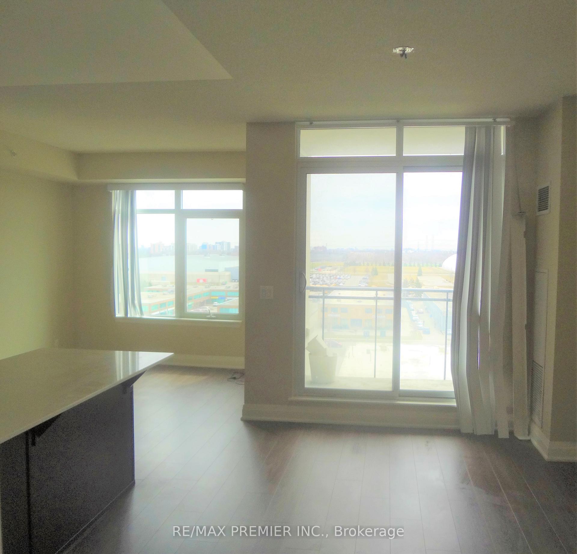 Photo 13 of Unit 816, 24 Woodstream Boulevard, Vaughan, Vaughan Grove — HOMEH