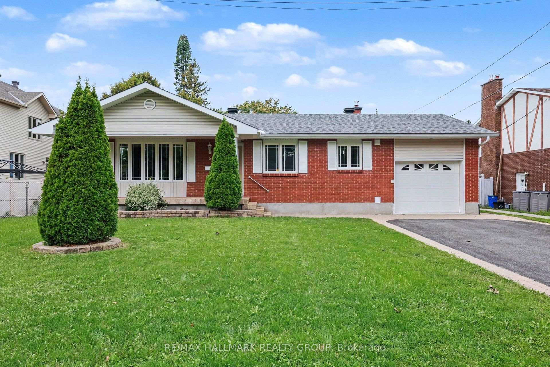 Photo 1 of 5 Argue Drive, Ottawa, Borden Farm/Stewart Farm/Carleton Heights/Parkwood Hills — HOMEH