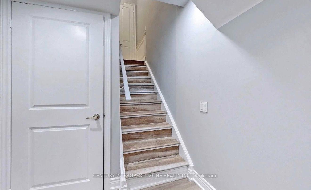 Photo 1 of 285 Bonnieglen Farm Boulevard, Caledon, Rural Caledon — HOMEH