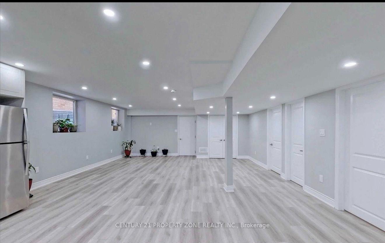 Photo 3 of 285 Bonnieglen Farm Boulevard, Caledon, Rural Caledon — HOMEH