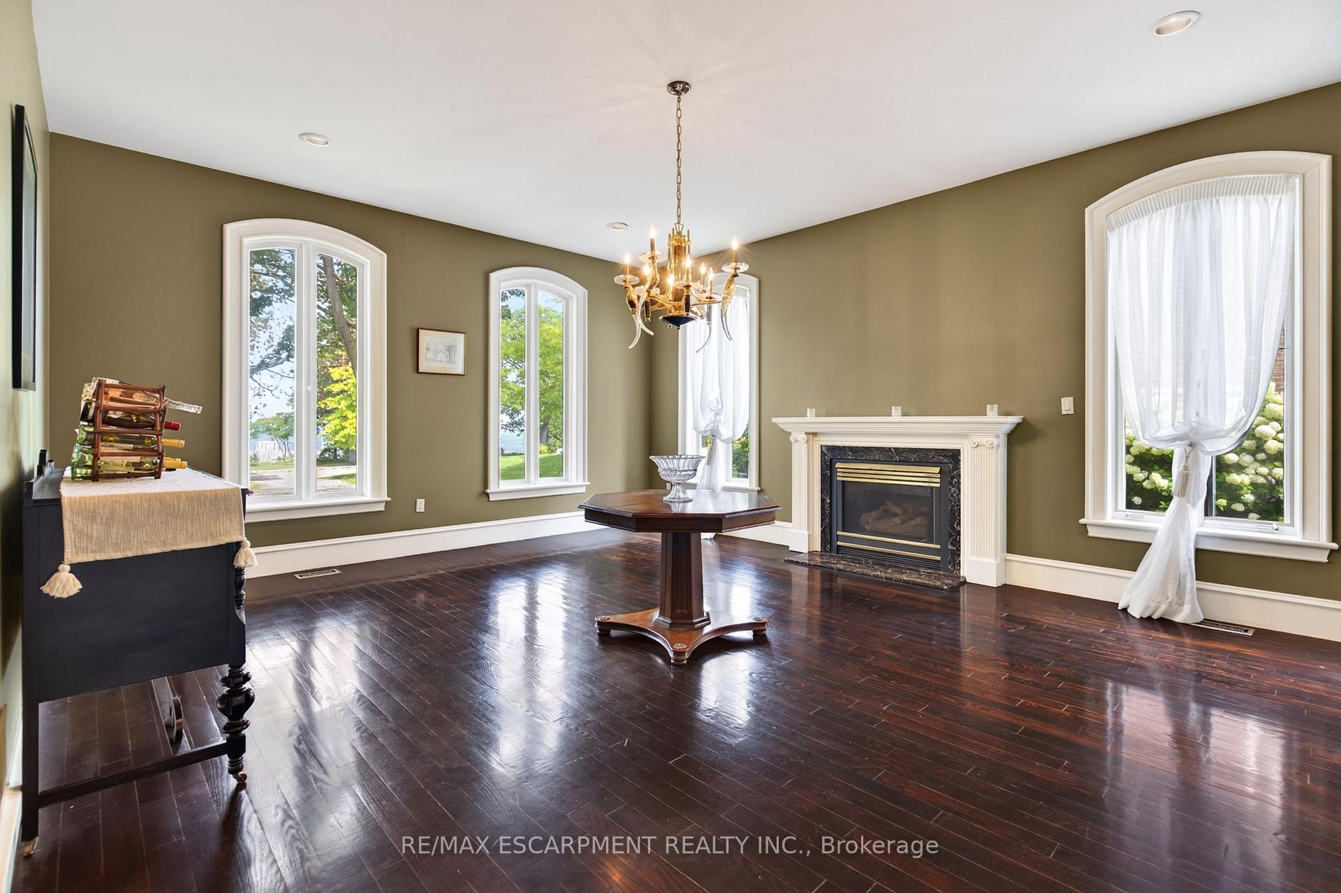 Photo 5 of 1019 Scenic Drive, Hamilton, Mountview — HOMEH