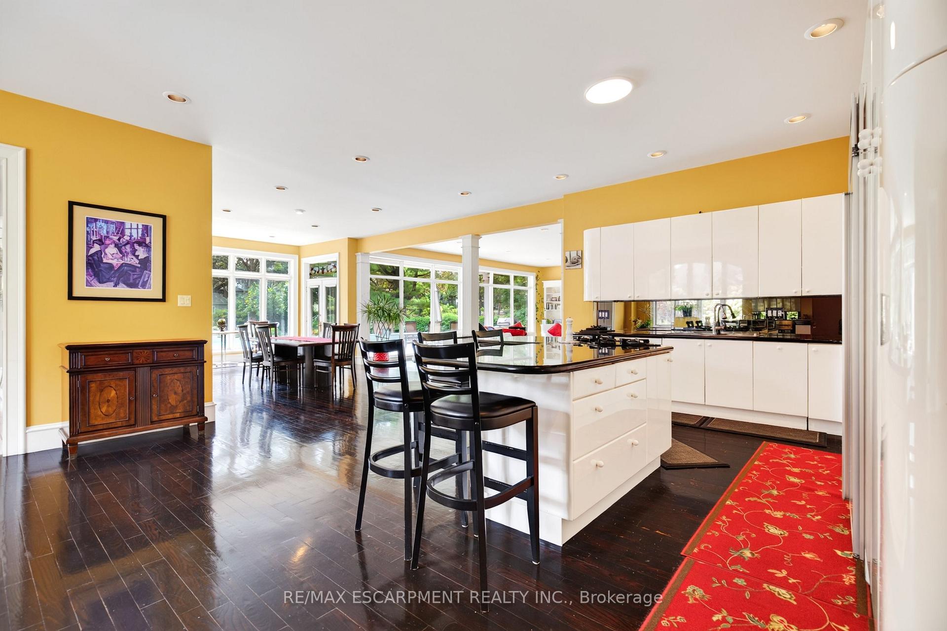 Photo 10 of 1019 Scenic Drive, Hamilton, Mountview — HOMEH
