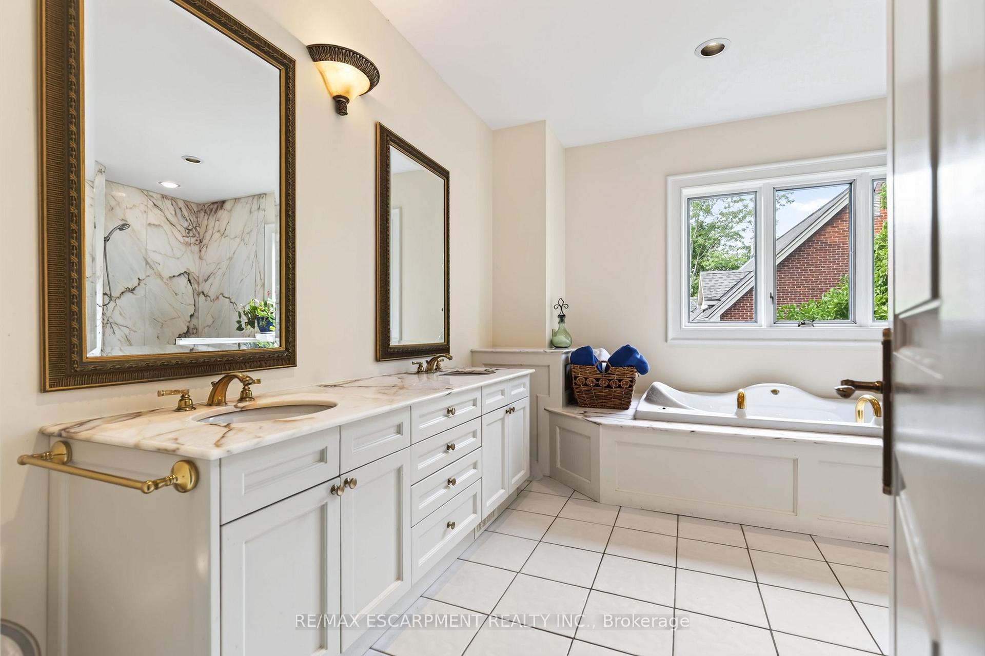 Photo 16 of 1019 Scenic Drive, Hamilton, Mountview — HOMEH