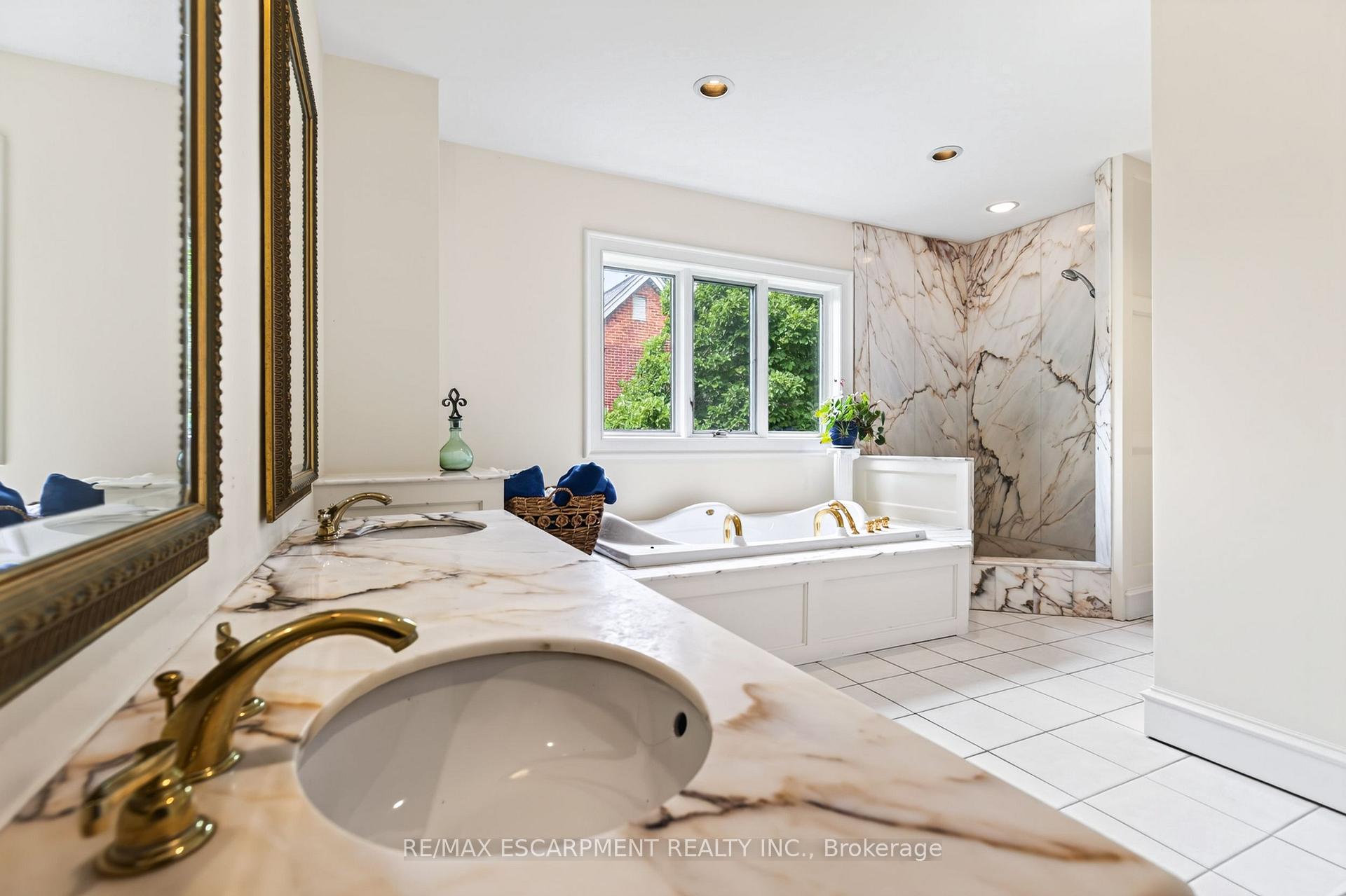 Photo 17 of 1019 Scenic Drive, Hamilton, Mountview — HOMEH