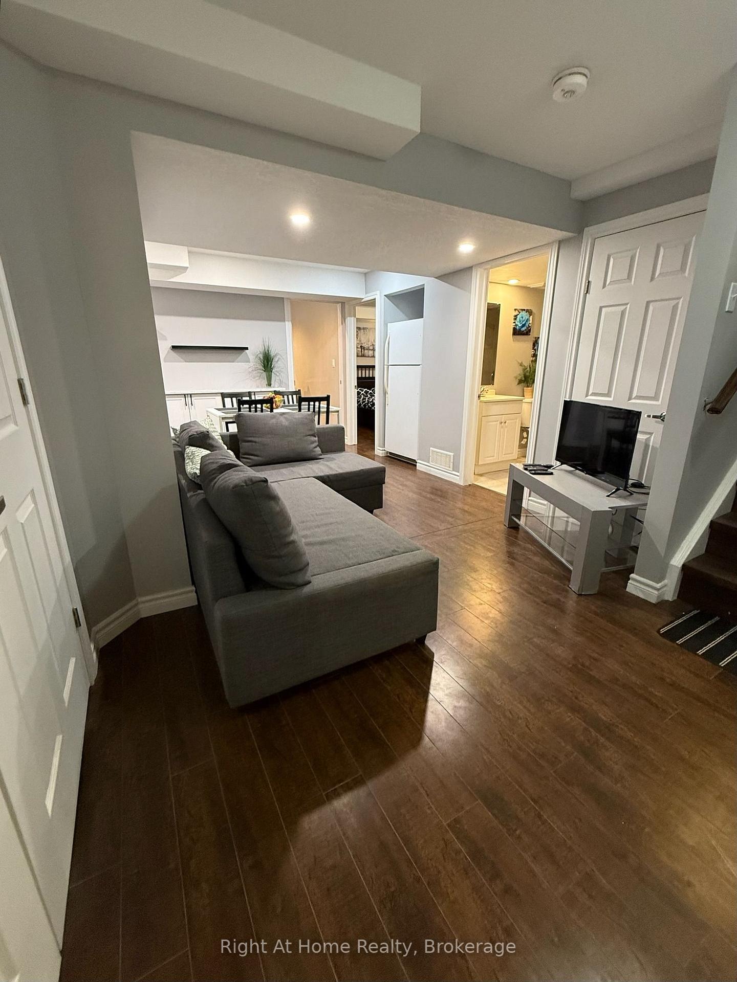 Photo 3 of 268 Buttonbush Street, Waterloo, Columbia Forest/Clair Hills — HOMEH