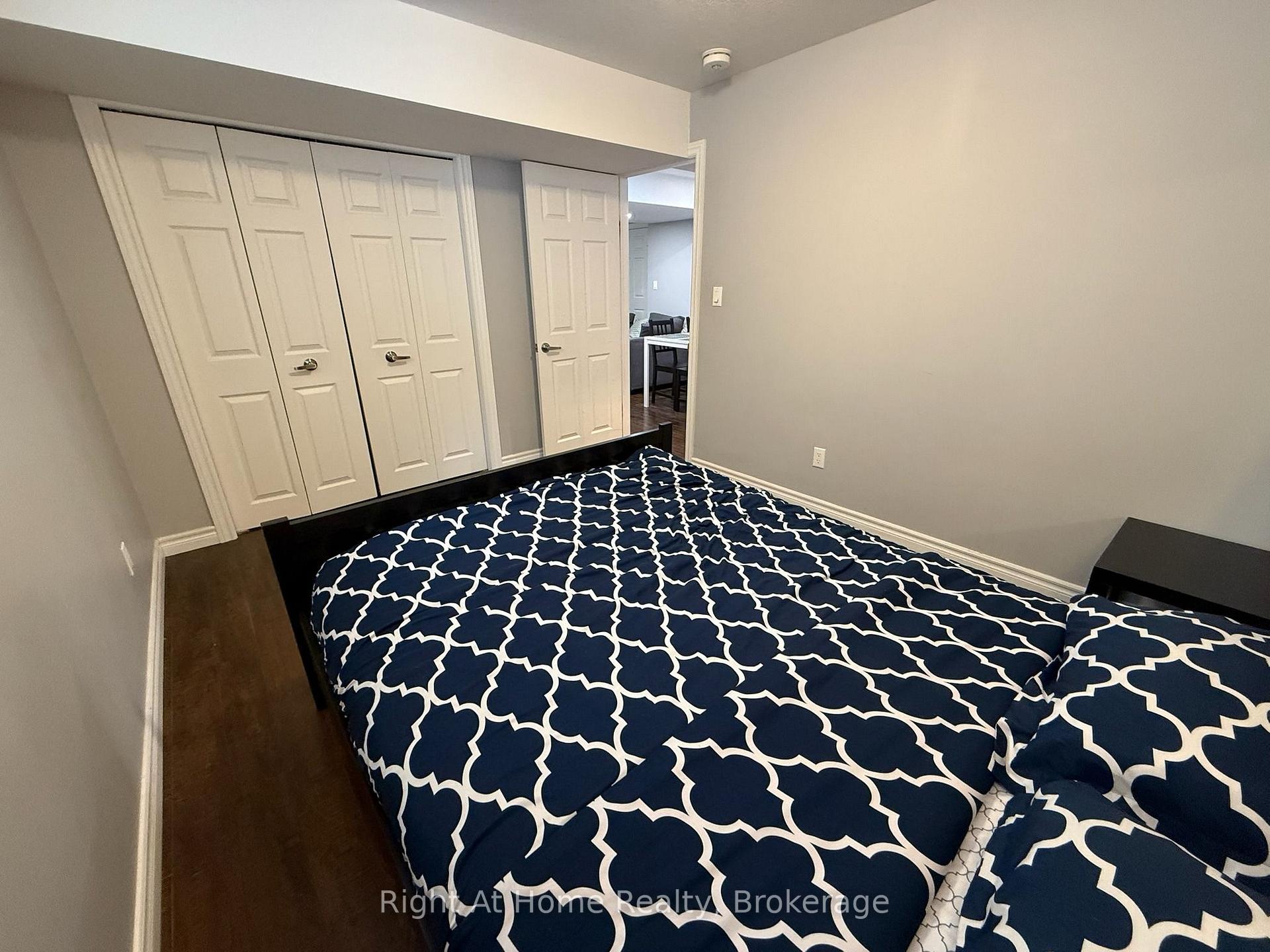 Photo 9 of 268 Buttonbush Street, Waterloo, Columbia Forest/Clair Hills — HOMEH