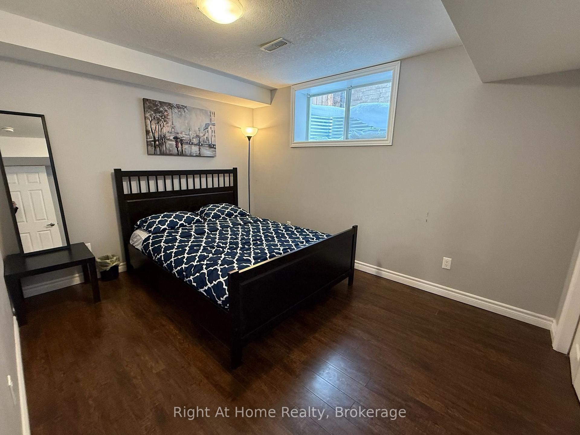 Photo 11 of 268 Buttonbush Street, Waterloo, Columbia Forest/Clair Hills — HOMEH