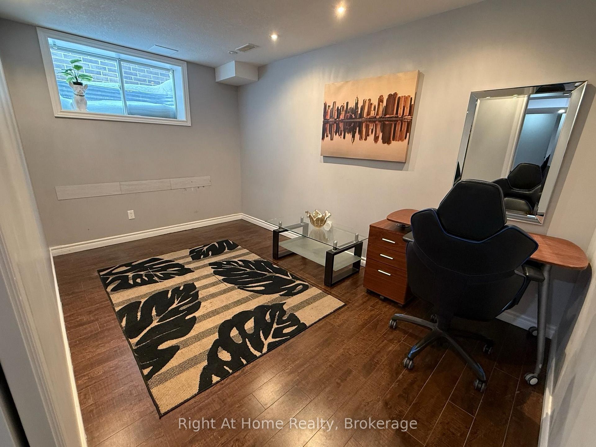 Photo 13 of 268 Buttonbush Street, Waterloo, Columbia Forest/Clair Hills — HOMEH